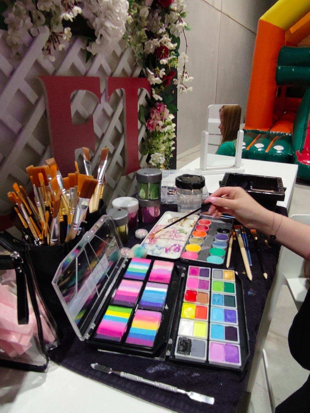 20210911 mb festivites soirees maquillage enfants verres et couverts 36 credit