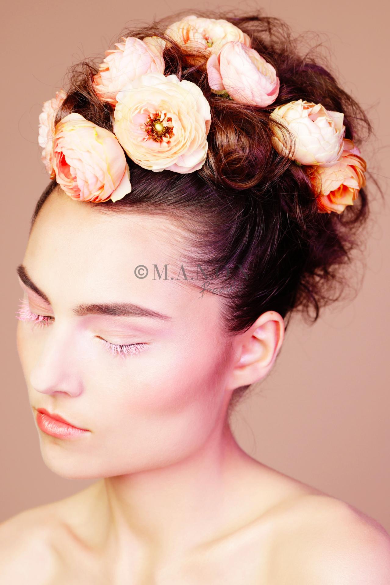 Site 20190529 mb shooting photographe amel kerkeni modele aurore pinceel cils rose coiffure camelia